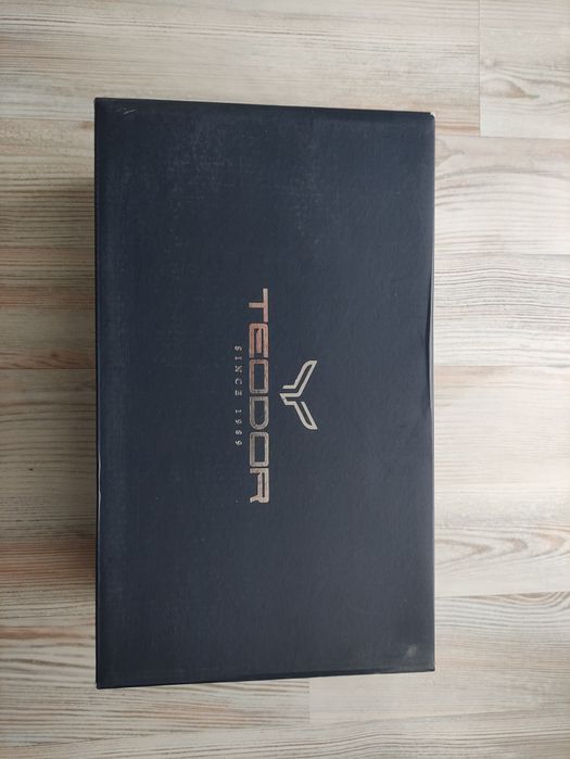 Нови мъжки обувки  "Теодор" от естествена кожа с истинска перфорация