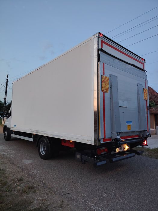 Iveco  daily 72c170 cu lada inchisa si lift zepro  spania