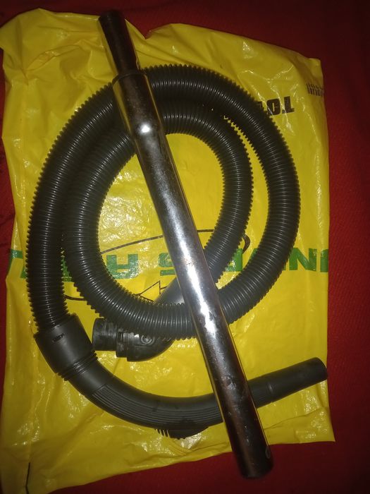 Vand accesorii pentru aspirator