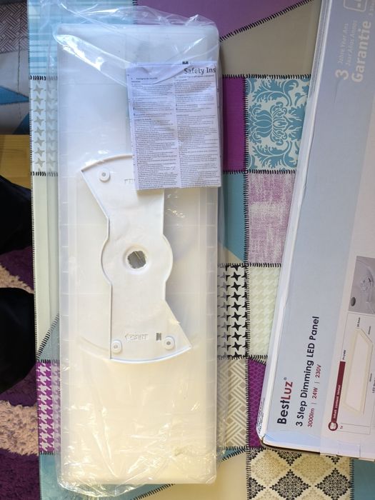 Plafoniera led nouă