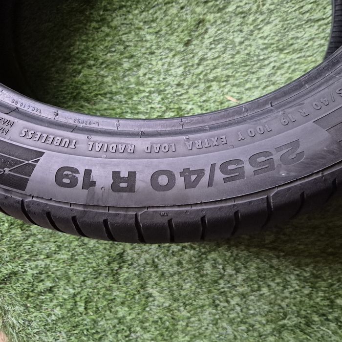 255 40 19 Continental 2024