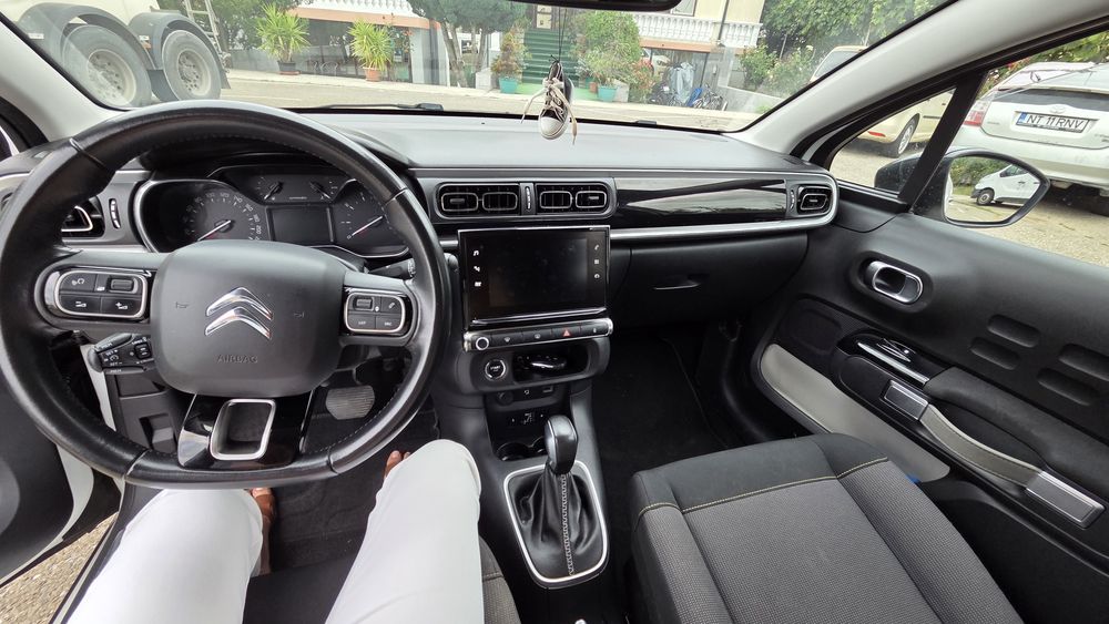 Citroën C3 Shine AUTOMATA 1.2 Benzină 110 CP  | KEYLESS | CAMERĂ | CARPLAY