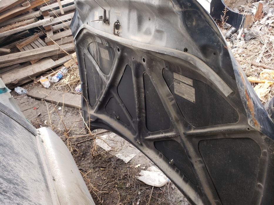 Капот с дефектом на рав 4 1997 год