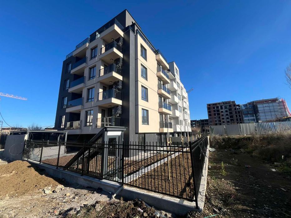 Продава се Тристаен апартамент в Петрич - 82 кв.м за 1120 €/кв.м - Снимка #23