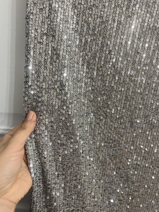 Продам новую юбку в пайетках!!