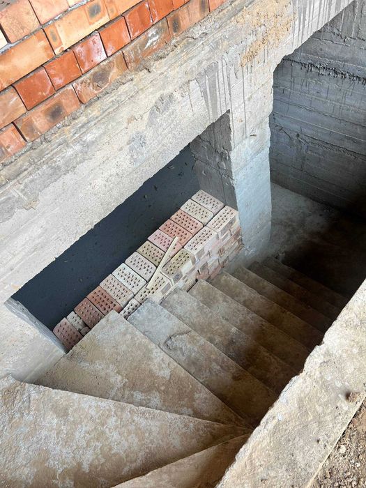 Коттедж сотилади янги коробка холатда