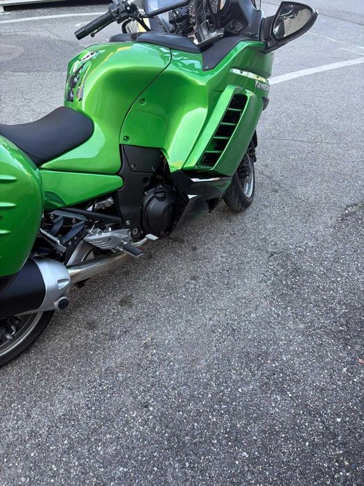 Kawasaki GTR 1400