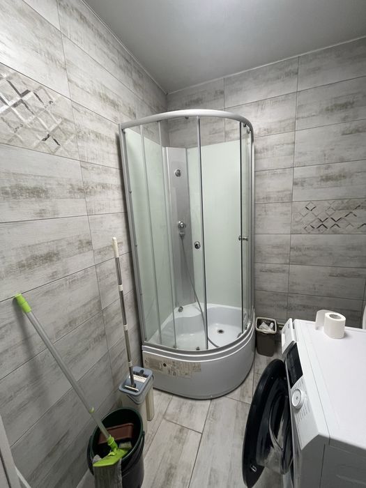 Душеваая кабинка, душ