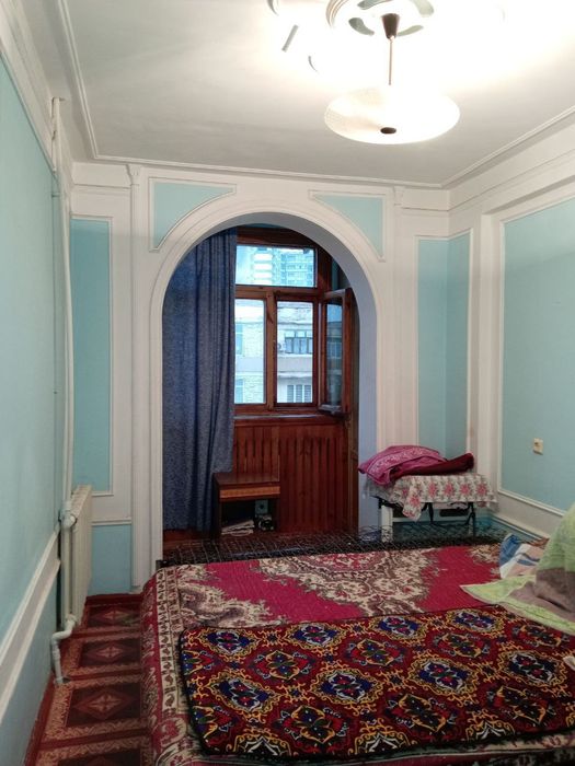 Продаётся 2/4/8 Бабур-Нукус 1 нотариус