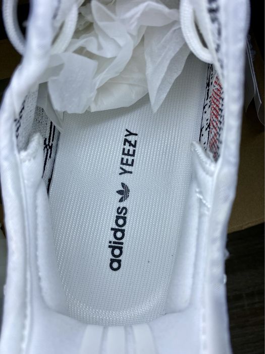 Yeezy Zebra noi