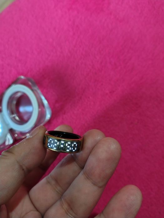 Inel inteligent bluetooth.