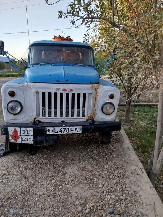 GAZ 53 sotiladi yilli 85