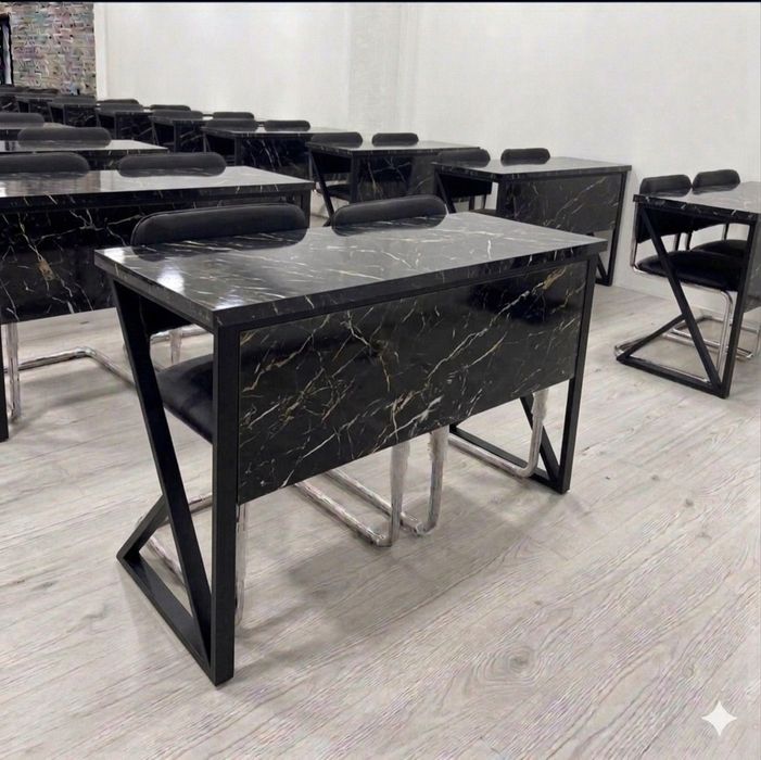 Stol ofisniy loft