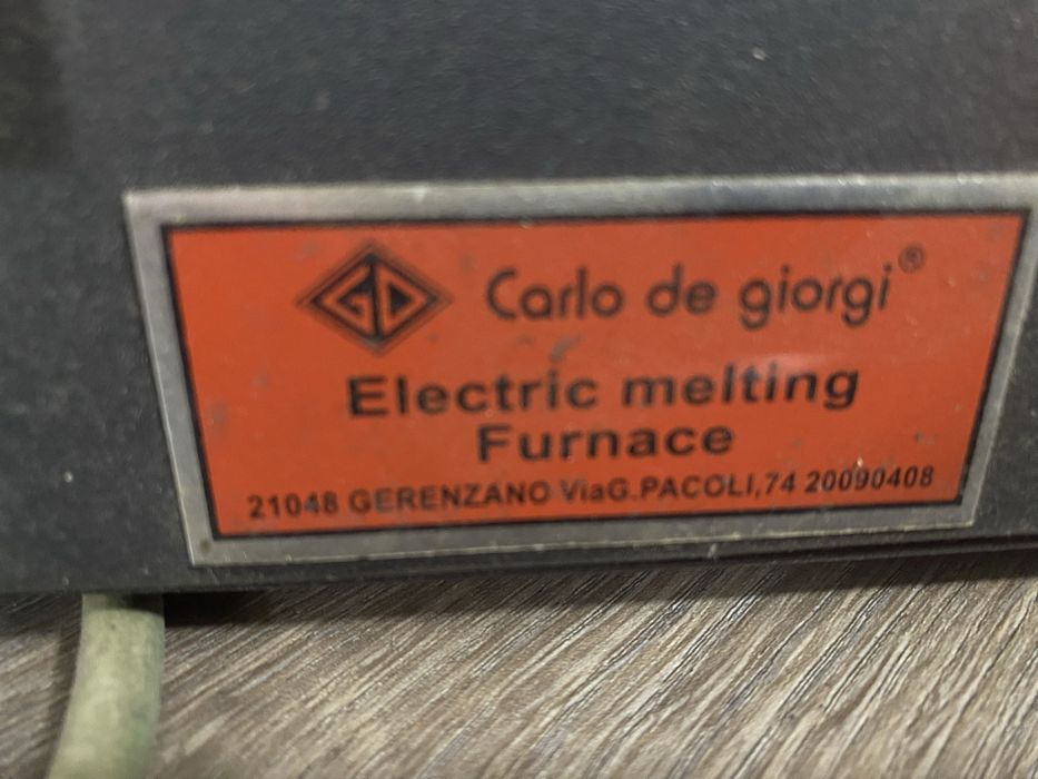 Плавильная печь с тиголом