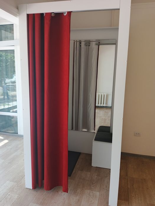 Mebel sotiladi Topshirish punkti uchun mo'ljanlangan Mebel Arzon narx