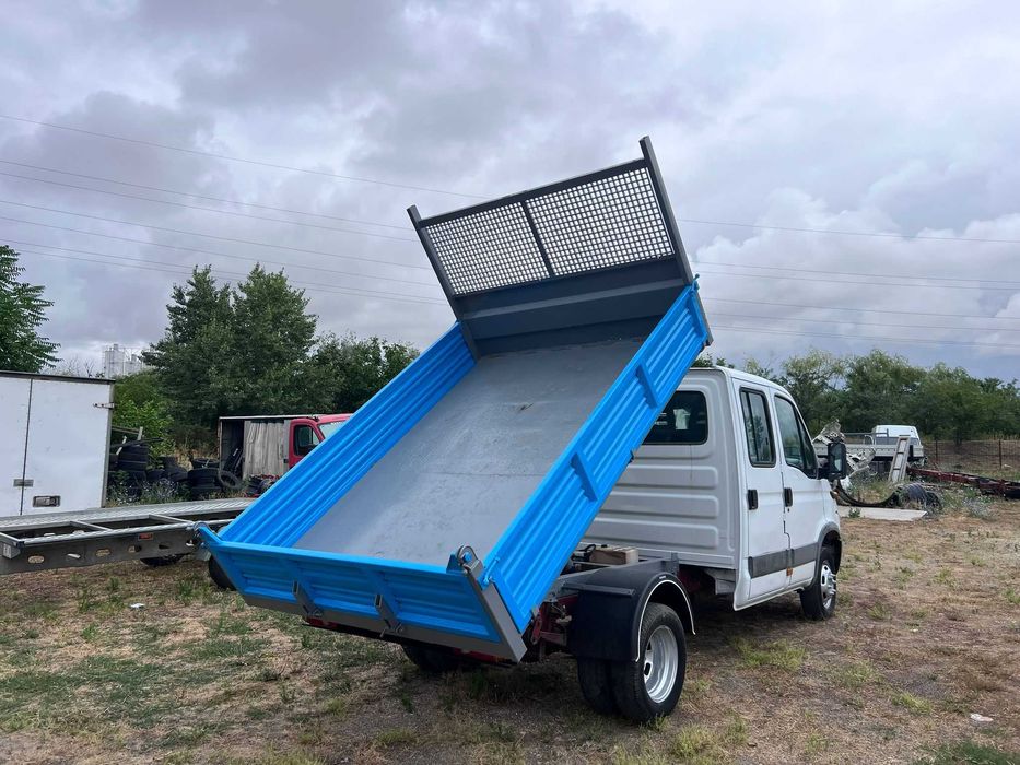 Iveco Daily 35C15 Dokka 7 locuri benă basculabilă