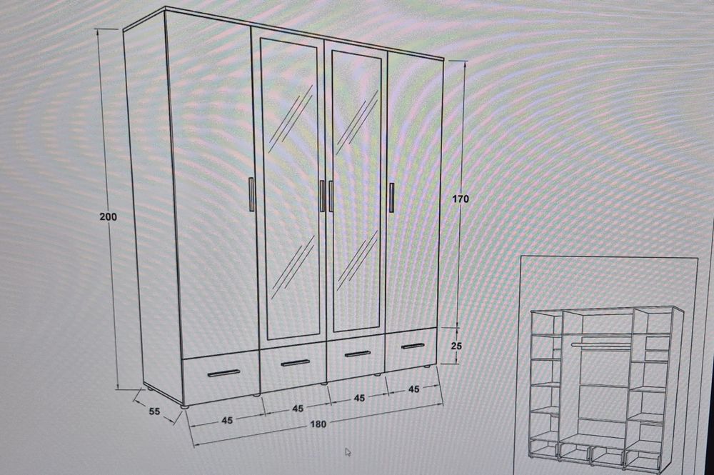 Гардероб с четири врати