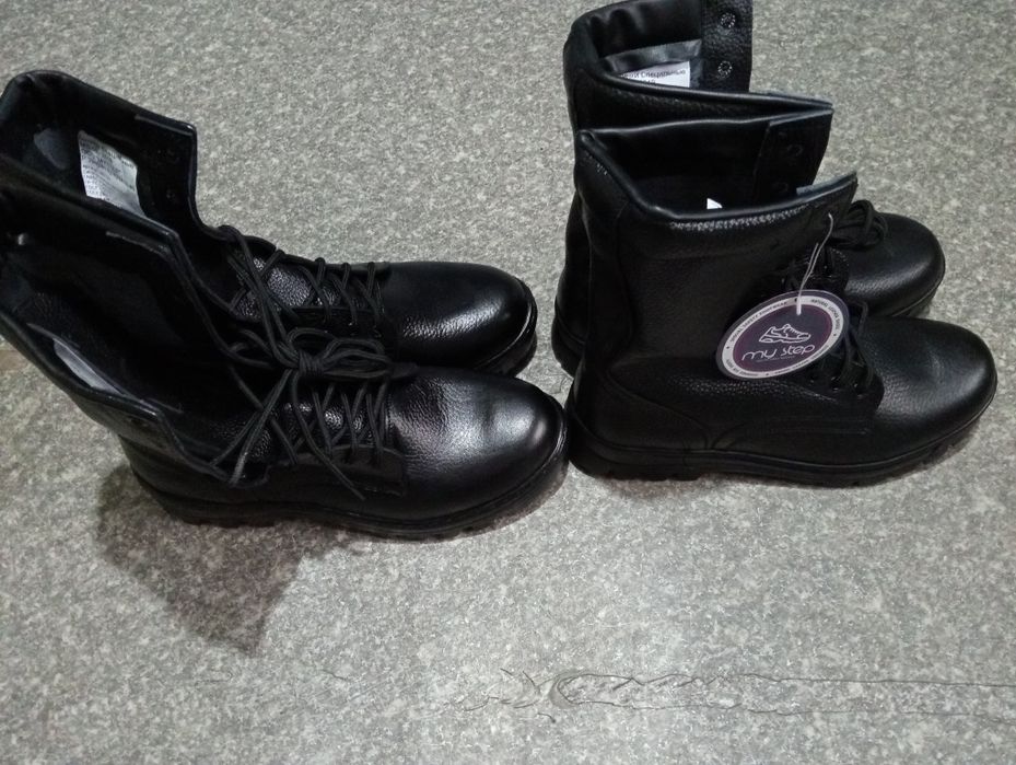 Продаю берцы натуральные кожы