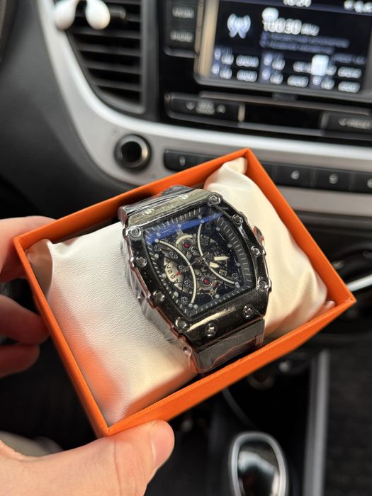 Часы мужские новые