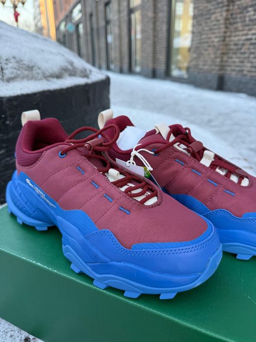 Женские кроссовки Lacoste