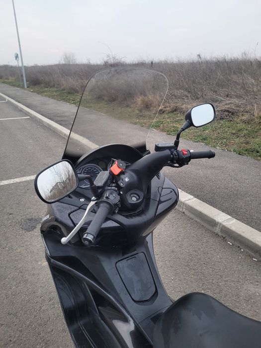 Vând Scuter Honda Silver Wing Automat T400