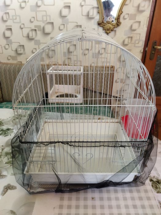 Продам клетку для мелких птиц
