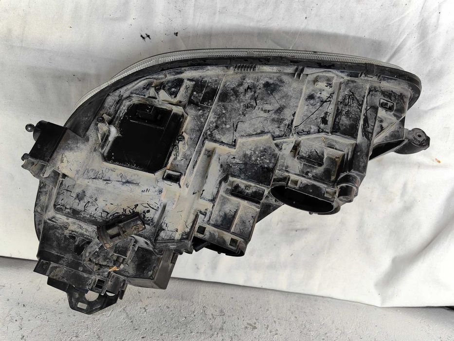 Оригинален фар Мерцедес 220  Mercedes S 220 Feis Bixenon