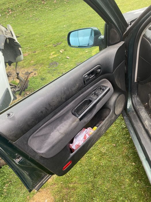 Golf 4 1.9 90кс на части