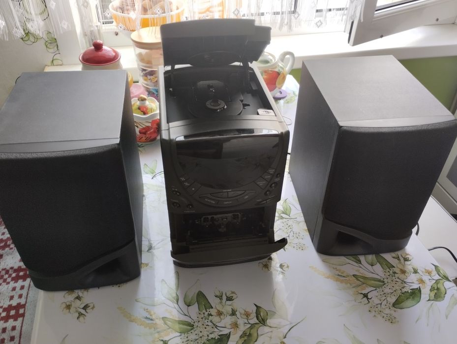 Музыкальный центр GoldStar