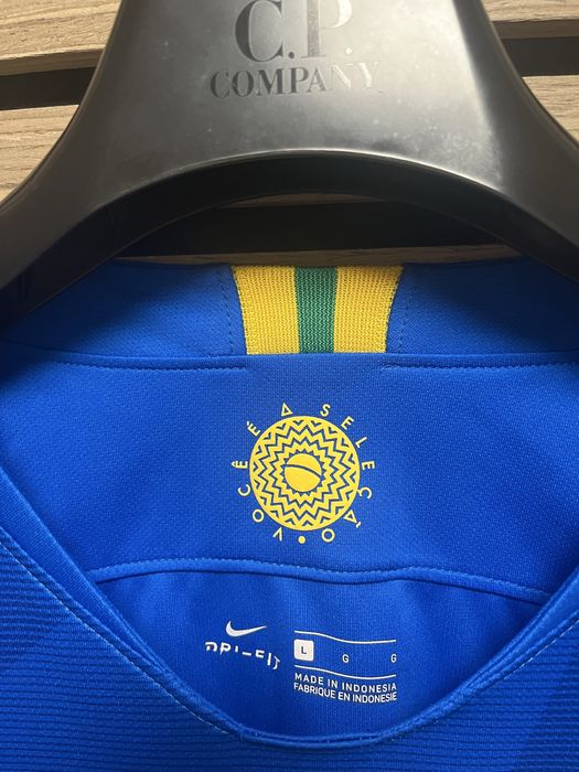 NIK Brasil Away Jersey -2018/2020 - Бразилия размер Л / Оригинал