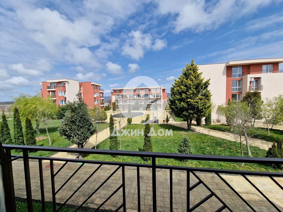 Продава се Едностаен апартамент в к.к. Слънчев бряг - 37 кв.м за 807 €/кв.м - Снимка #6