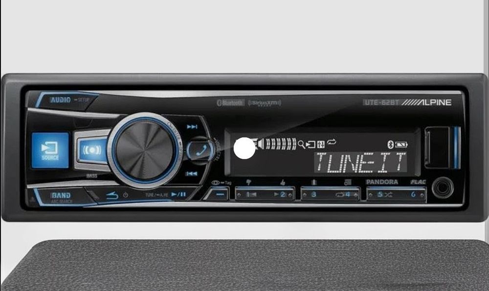 Продам Магнитолу Алпайн 92