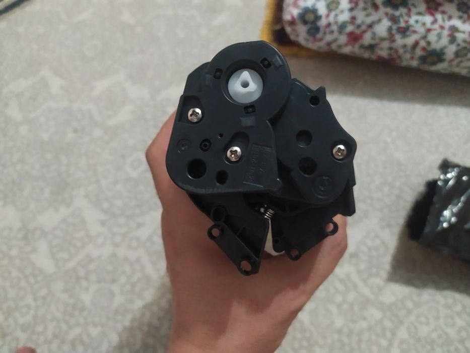 2900 printer kartridji ideal holatda radnoy printerni o'ziniki. To'liq
