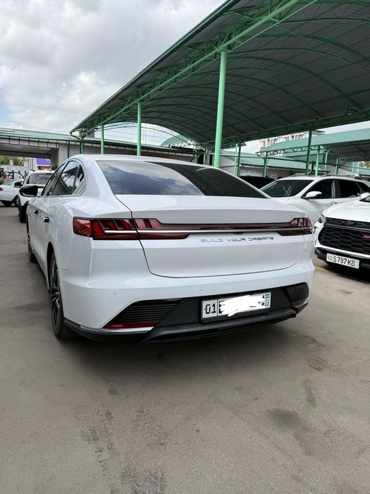 Byd han dual motor 3.9s