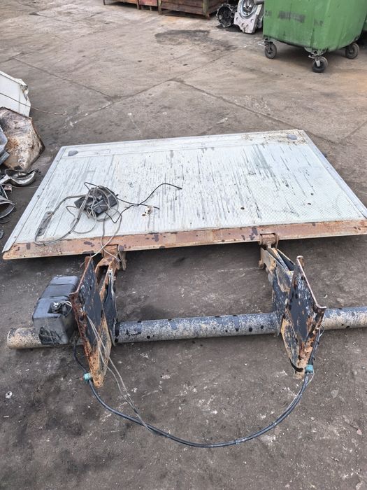 Падащ борд за Mercedes