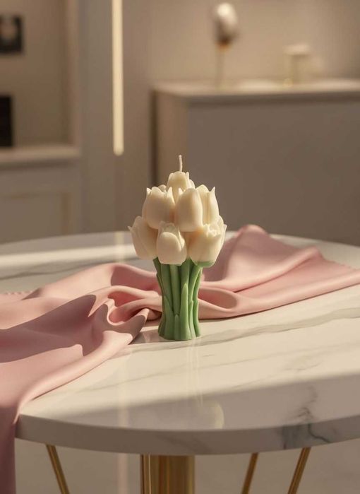 Подарок Свеча Тюльпаны