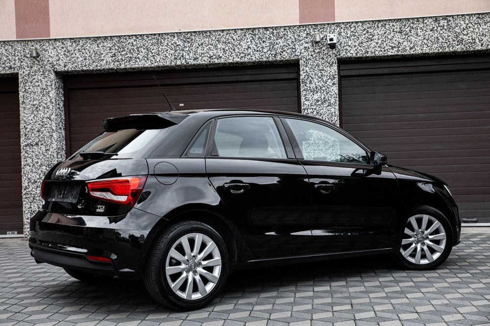 Audi A1 Facelift~Încălzire Scaune~Senzori parcare~Navigație~Euro 6