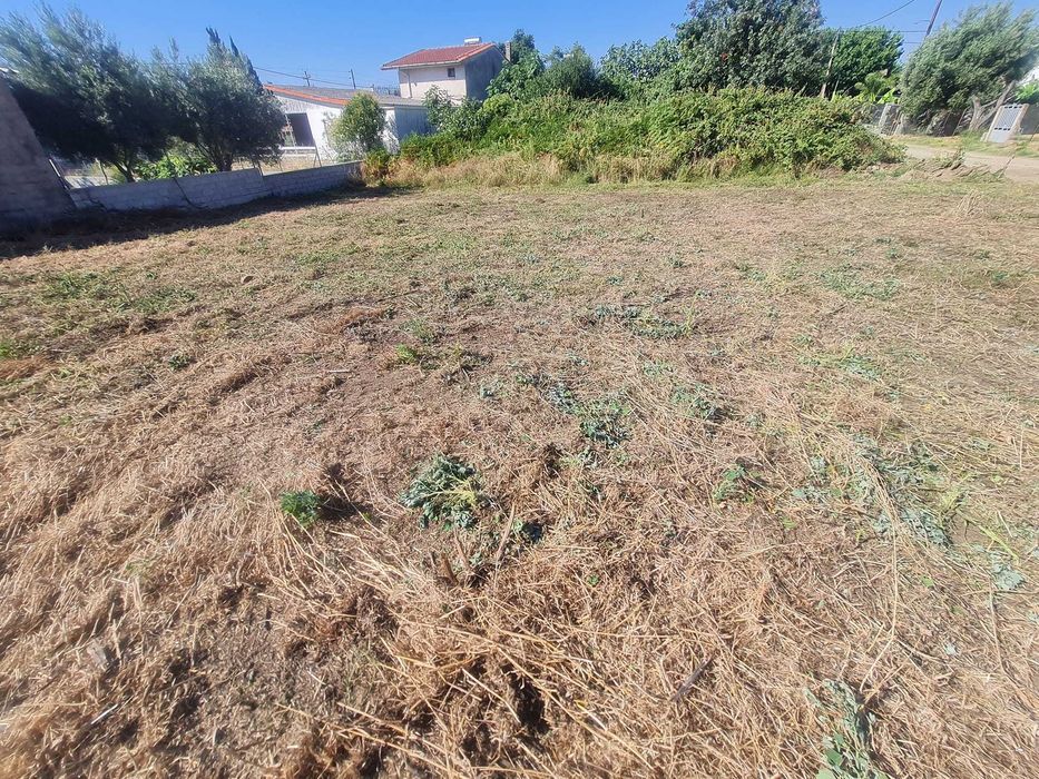 Продава се парцел с площ 350 м2 в Аспровалта, Гърция