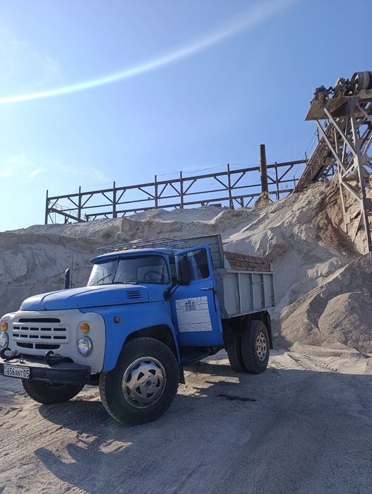 Доставка спучих грузов