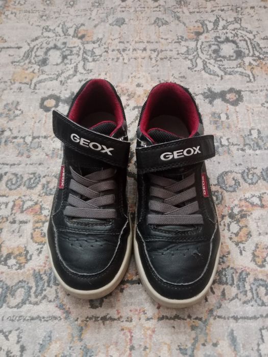 Продам кросовки.