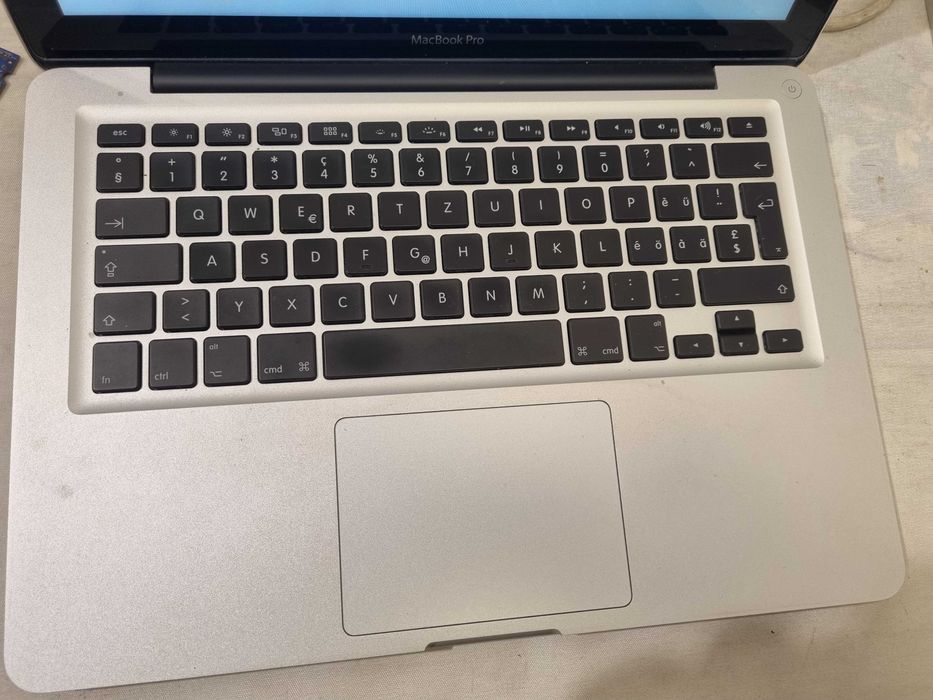 MAcbook pro "13  Late 2011 EMC 2555 intel i5 8gm ddr3