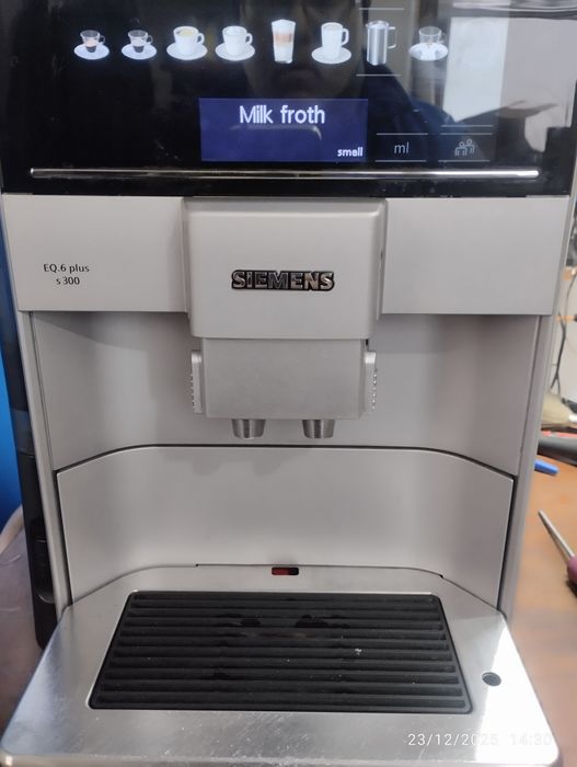 Espresor Siemens EQ6 plus S300