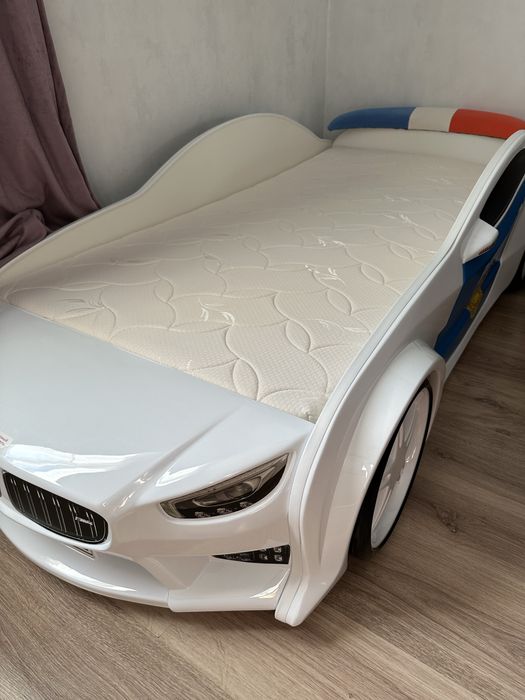Кровать машинка lux