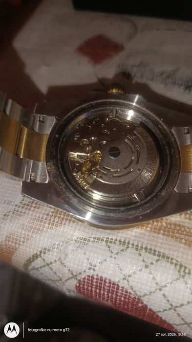 Vând ceas automatic la un preț bun 950 de lei negociabil