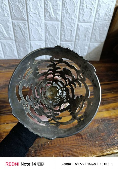 Метална ваза за сухи цветя