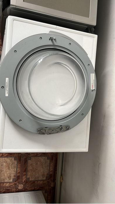 Дверь (люк) для стиральной машины Boch