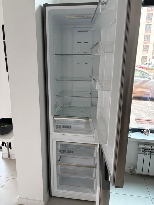 Продам холодильник