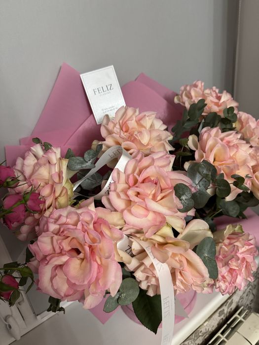 Цветы вчера подарили свежие