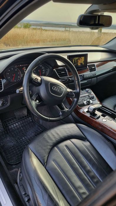 Audi A8 Long 3.0 TFSI 2013г.