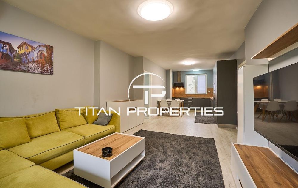 Дава се под наем Четиристаен апартамент в Пловдив, Център - 102 кв.м за 650 € - Снимка #1